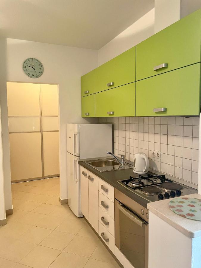 Aurelia Apartment Makarska Exterior photo